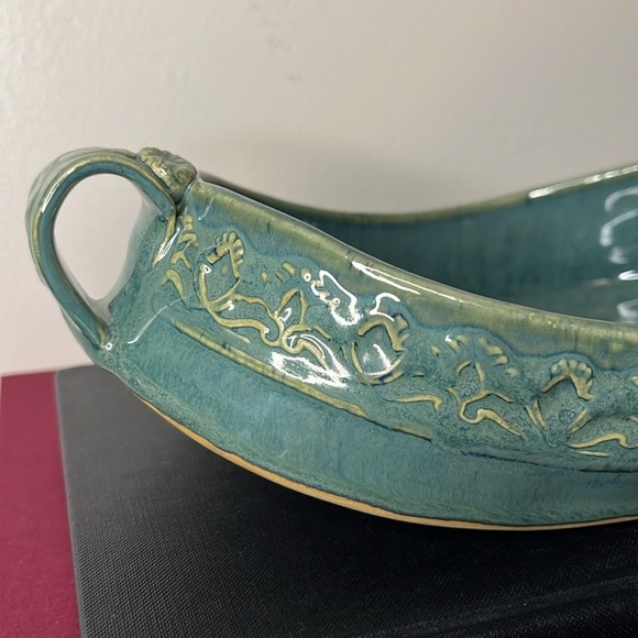 Handmade Studio Art Pottery Ginny August Light Sea Green Handled Boat Bowl - Picture 4 of 8
